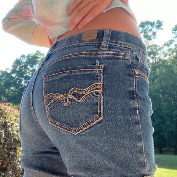 Jordache Medium Wash Midi Short Jean shorts - Picture 2 of 6